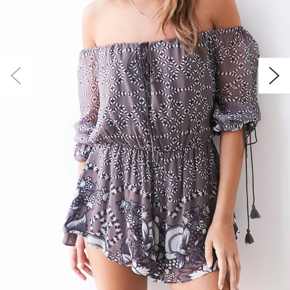 Bohemian Off the Shoulder Long Sleeve Romper - The Jetset Diaries - Picture 5 of 9